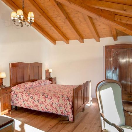 Agriturismo Borgo Titol Tramonti di Sopra Luaran gambar