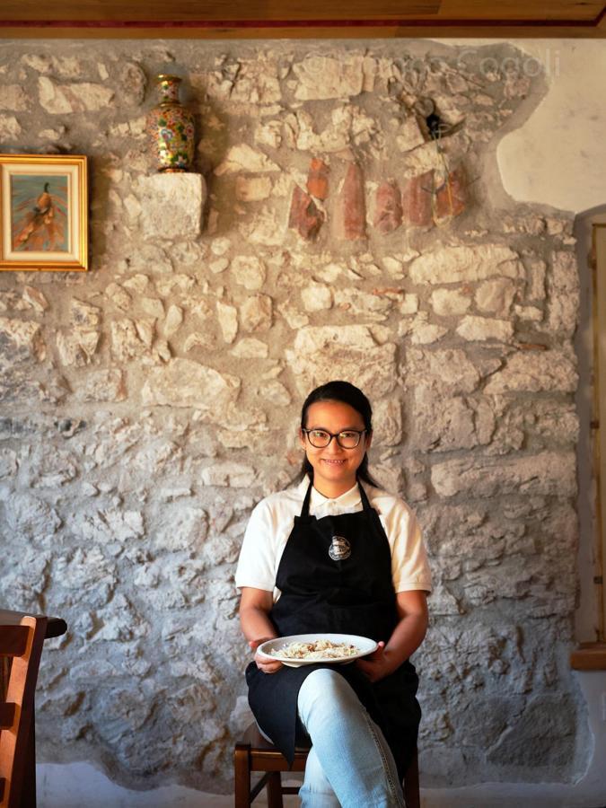 Agriturismo Borgo Titol Tramonti di Sopra Luaran gambar